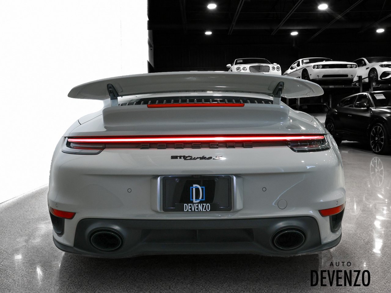 Porsche 911 2023 Gris Saint-Eustache - photo #4