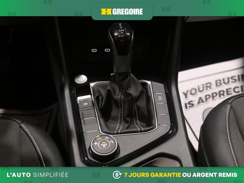 2022 Volkswagen Taos Grey Laval - photo #24