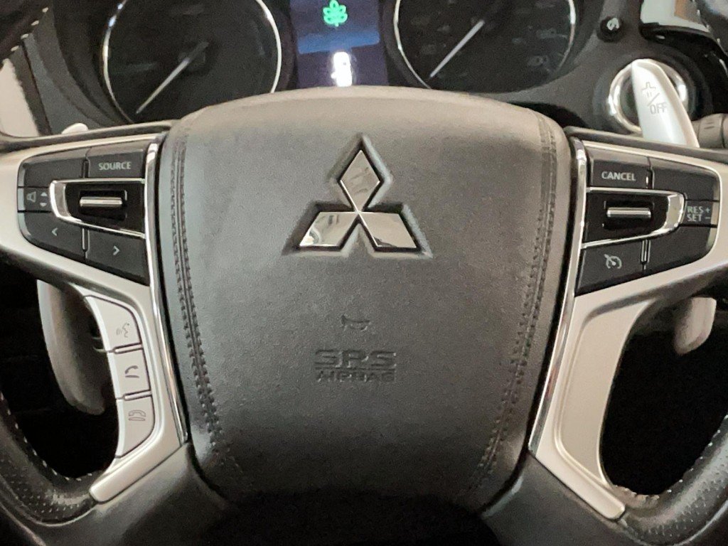 2019 Mitsubishi OUTLANDER Black Amos - photo #15
