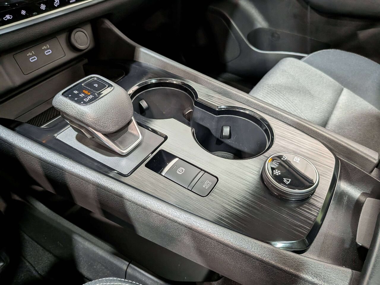 2024 Nissan Rogue AWD SV Moonroof Grey Val-David - photo #30
