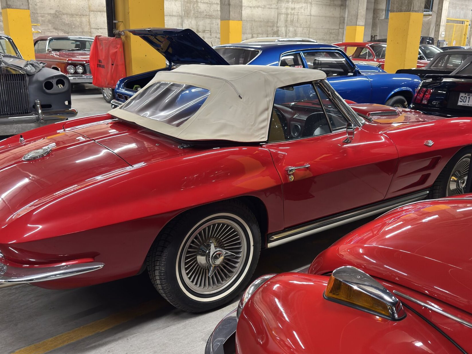 Chevrolet Corvette 1964 Rouge Montréal - photo #10