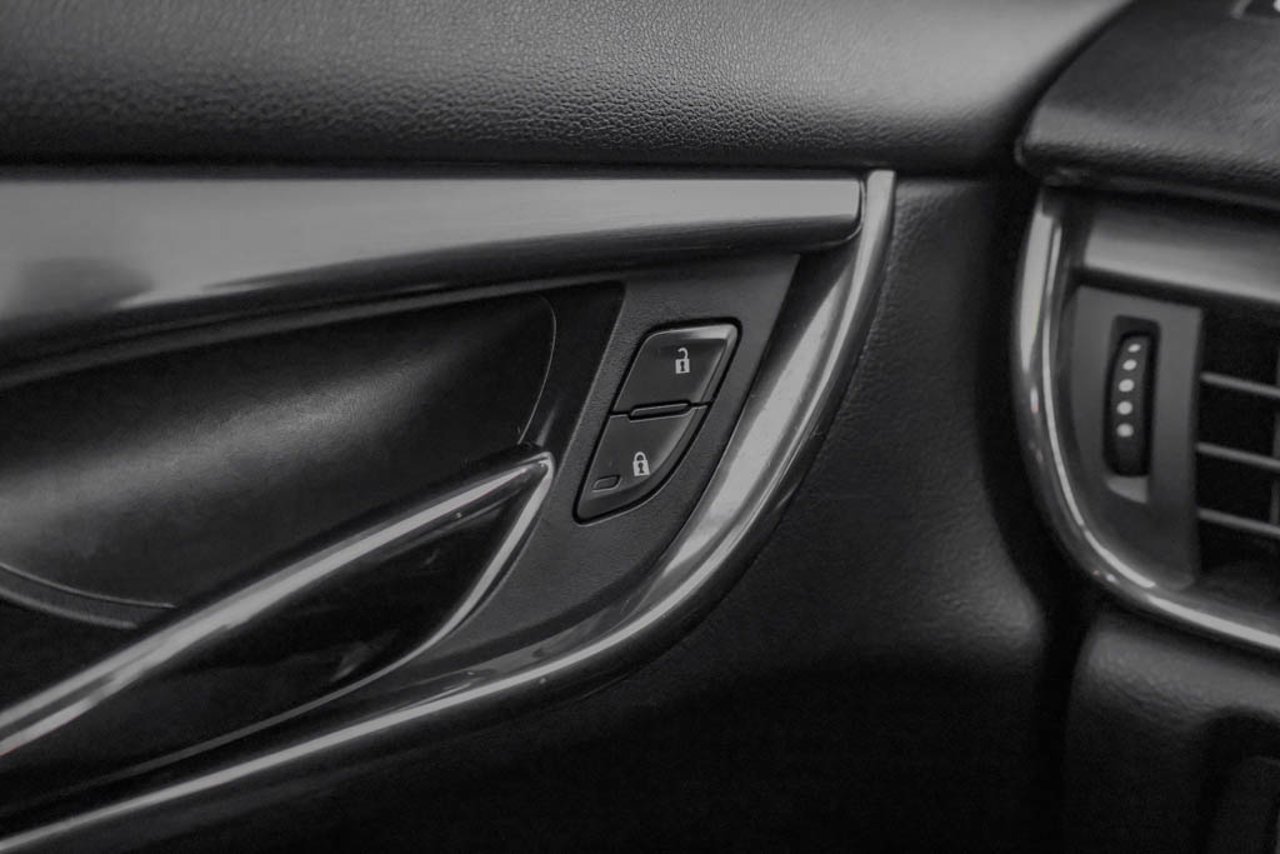 2014 Cadillac ATS 4dr Sdn 2.5L RWD Phantom Gray Metallic Sherwood Park - photo #17