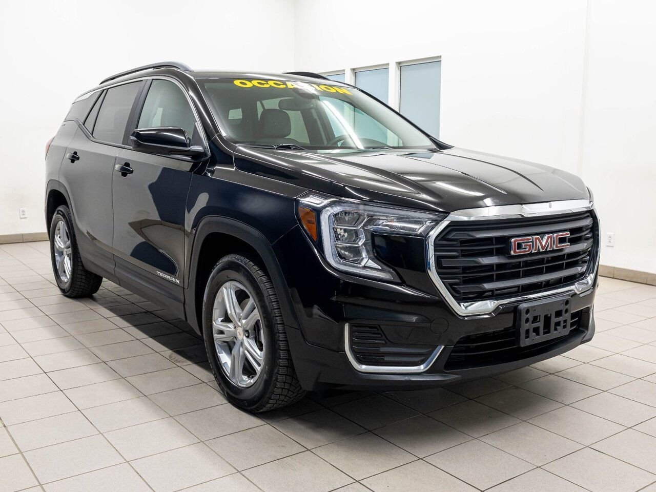GMC Terrain SLE AWD *SIÈGES CHAUFF* HAYON ELECT REG ADAPT 2024 Noir Saint-Jérôme - photo #8
