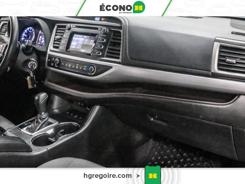 2018 Toyota Highlander Grey Laval - photo #22