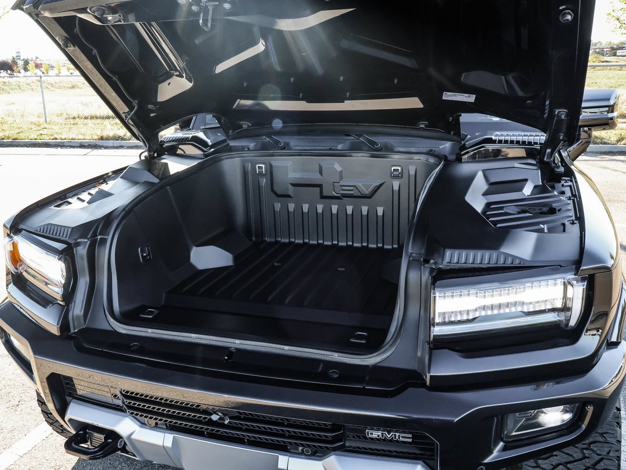 2024 GMC HUMMER EV SUV e4WD 4dr 2X Black Sherwood Park - photo #10