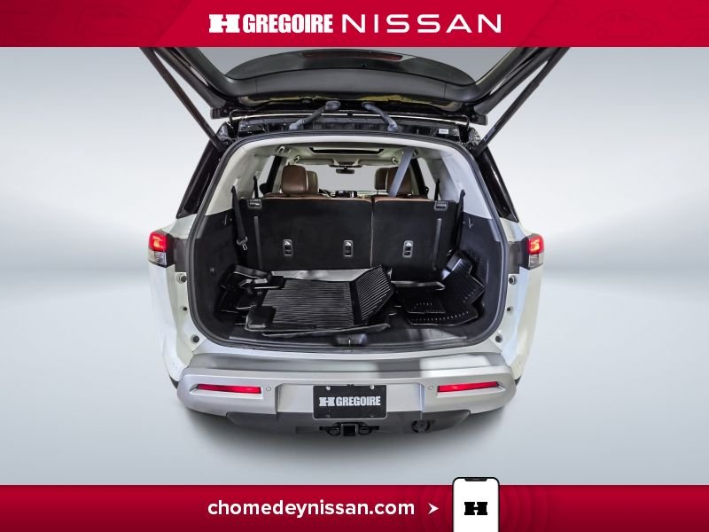 Nissan Pathfinder 2024 Blanc Blainville - photo #32