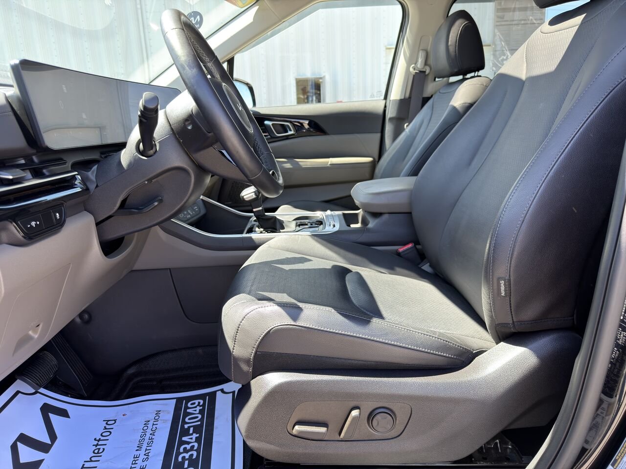 2025 Kia Carnival Black Thetford Mines - photo #13