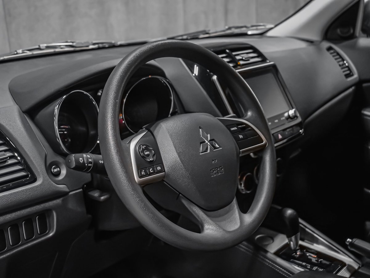 Mitsubishi RVR ES FWD CARPLAY CAMÉRA SIÈGES CHAUFFANTS 2025 Gris Montréal - photo #7