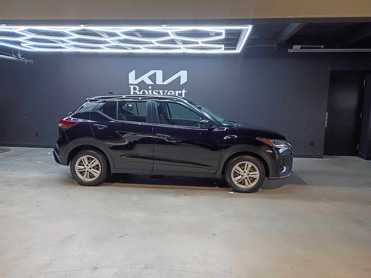 2021 Nissan Kicks Black Blainville - photo #4