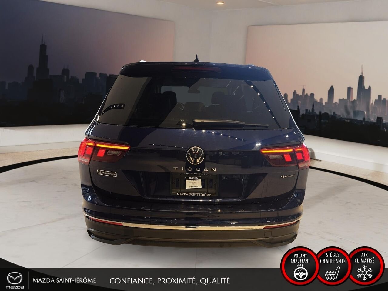 2022 Volkswagen Tiguan Blue Ste-Agathe des Monts - photo #6
