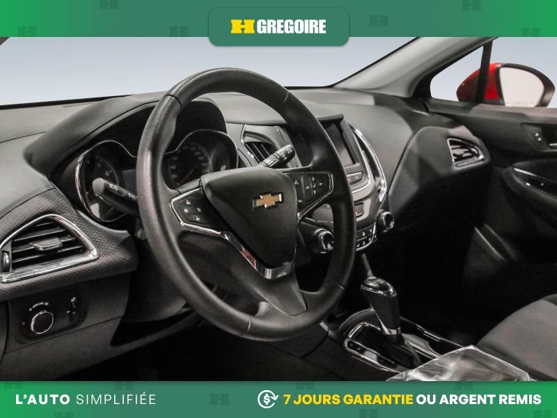 2019 Chevrolet Cruze Red Laval - photo #11
