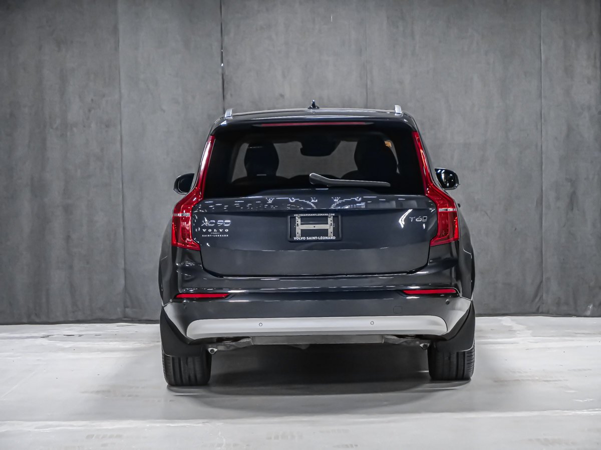 2022 Volvo XC90 T6 MOMENTUM CLIMAT Grey Montreal - photo #4