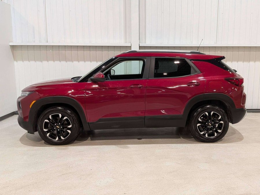 2022 Mitsubishi Outlander ES S-AWC Red