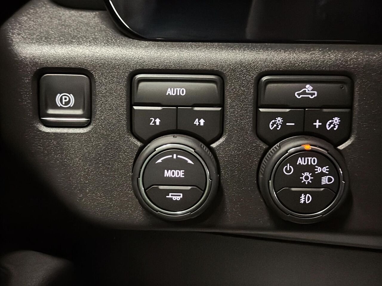 CHEVROLET Silverado 1500 RST 2026 BLANC SOMMET Saint-Hyacinthe - photo #14