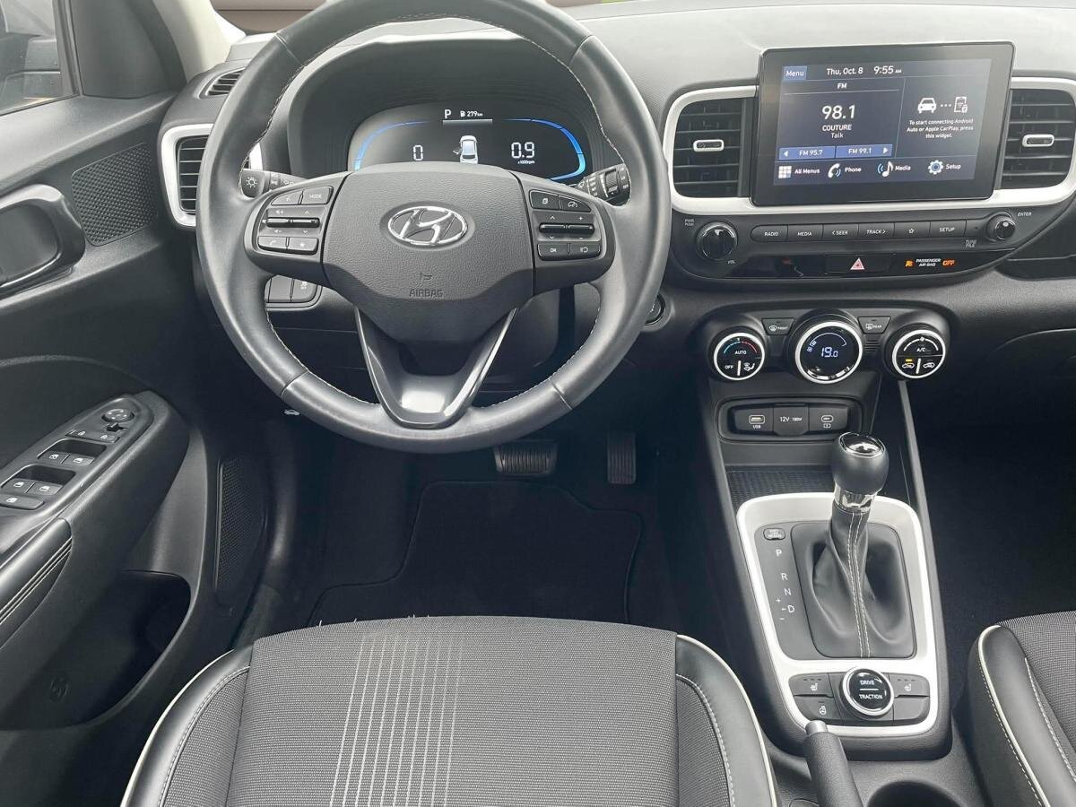2023 Hyundai Venue Grey  - photo #11