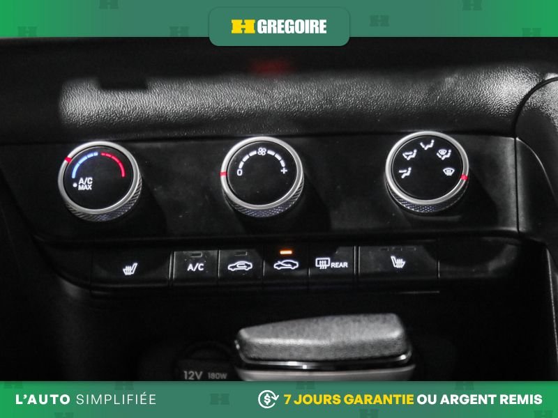 Hyundai Elantra 822272 | Essential AUTO AC GR ELECT MAGS CAM RECUL BLEUTOOT 2023 Blanc Laval - photo #23