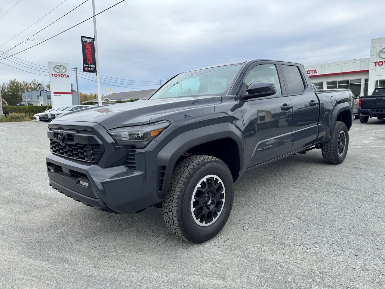 2026 Toyota Tacoma Double Cab 4x4 BA emp. court Grey Val-d'Or - photo #0