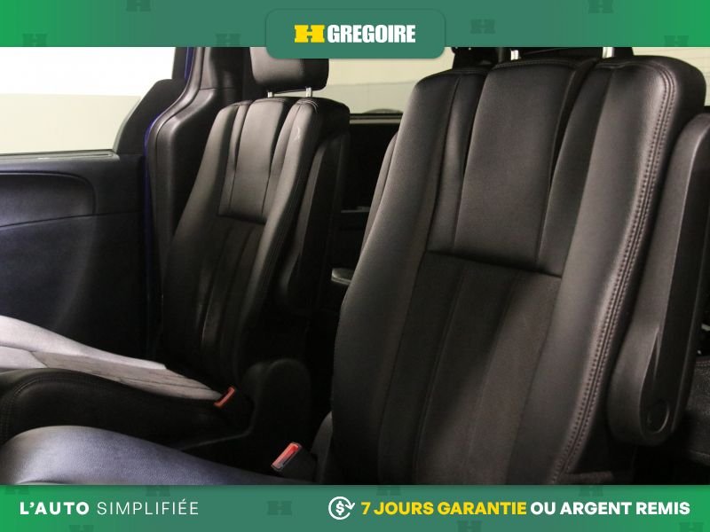 2020 Dodge GR Caravan Blue Laval - photo #26