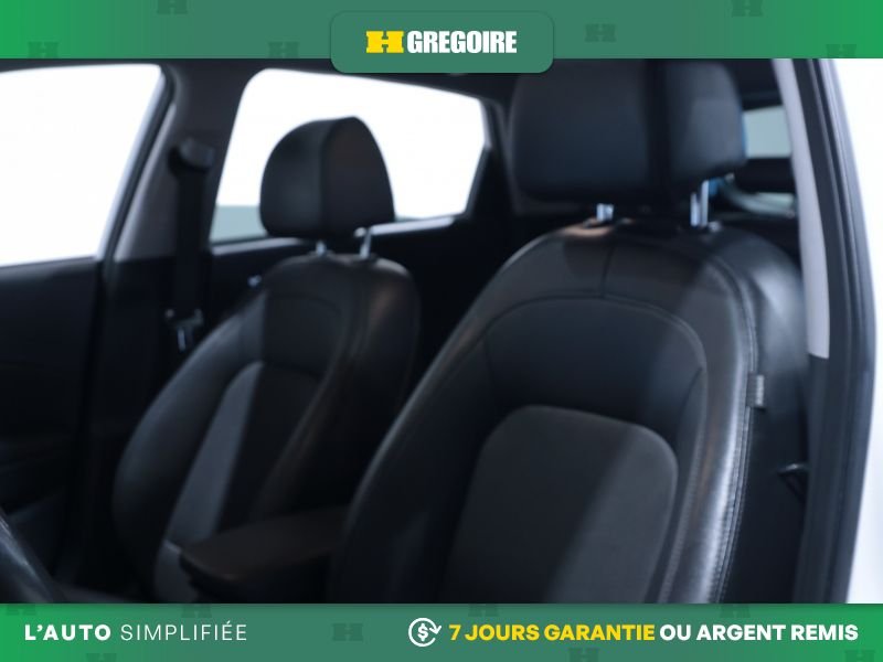 2023 Hyundai Kona White Laval - photo #15