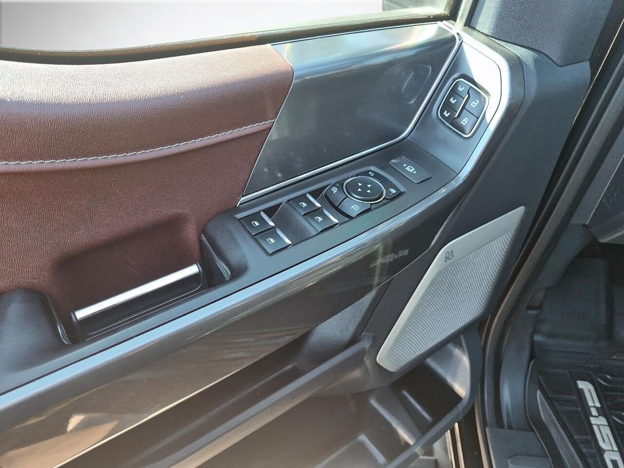 2023 Ford F-150 Black Saint-Jérôme - photo #10