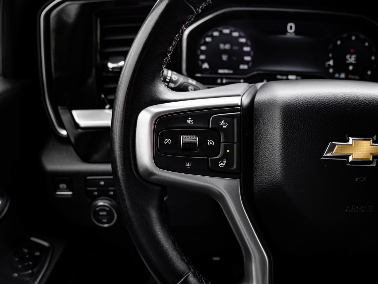2024 Chevrolet Silverado 2500HD 4WD Crew Cab 159 LT Black Sherwood Park - photo #18