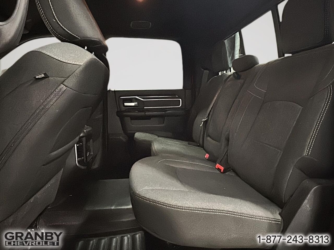 2023 Ram 2500 Big Horn crewcab boite 6.6 diesel | G3696 Red Granby - photo #11