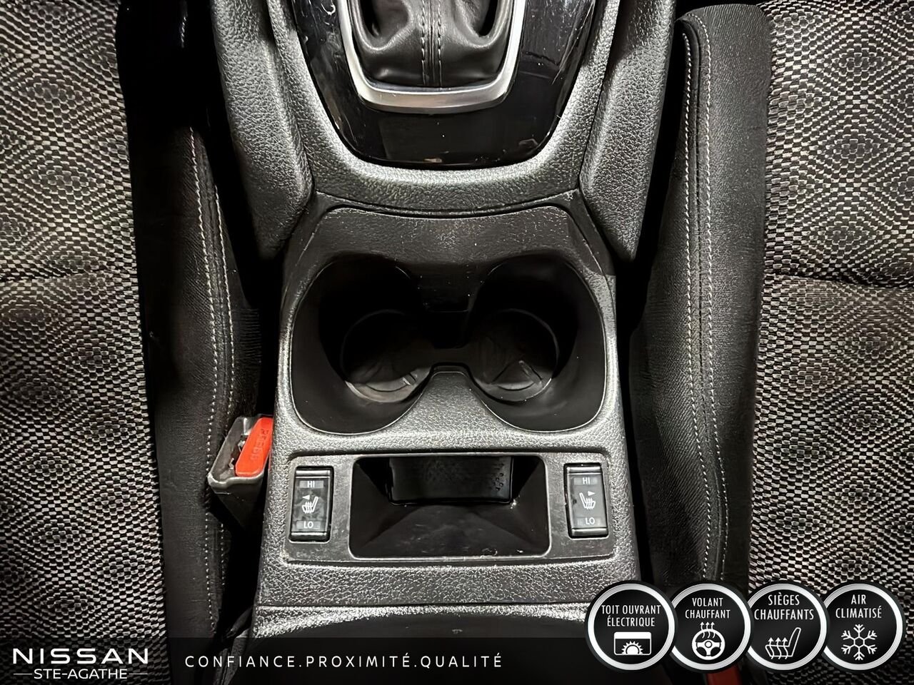 2019 Nissan Qashqai SV TI CVT Black Sainte-Agathe-des-Monts - photo #9