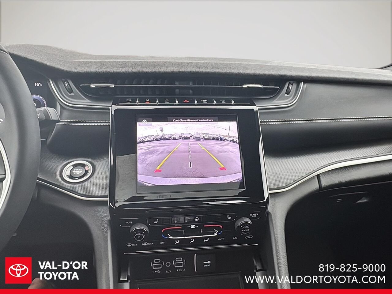 Jeep Grand Cherokee L Altitude 4x4 2024 Gris Val-d'Or - photo #13