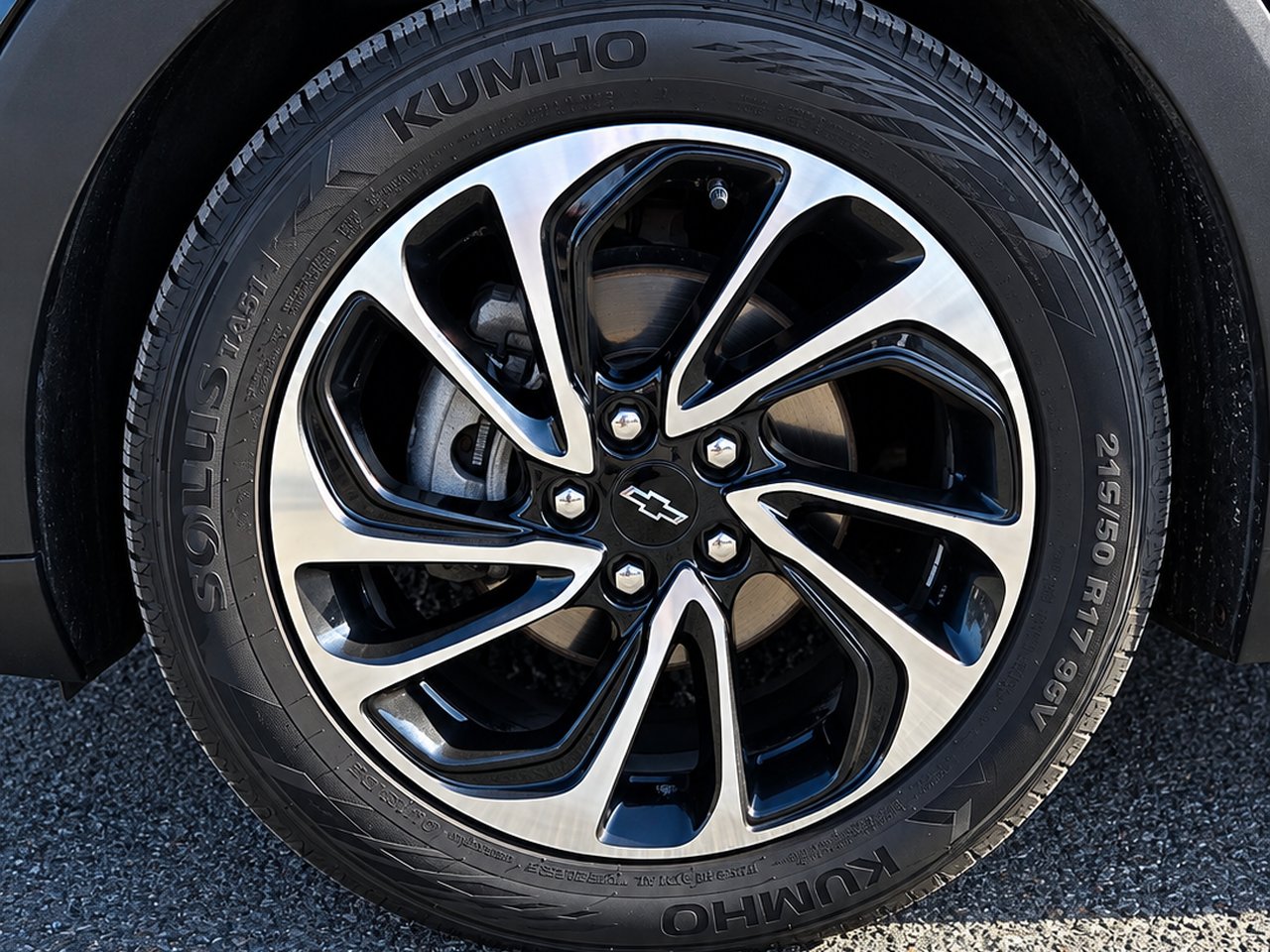 2022 Chevrolet Bolt EUV Premier Black Granby - photo #10