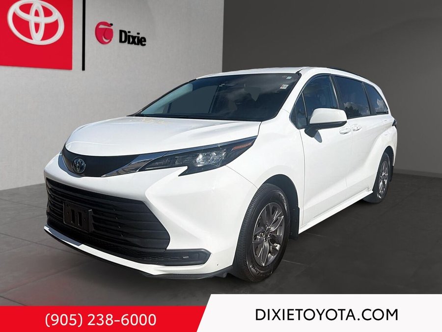 2024 Toyota Sienna HYBRID LE 8-Passenger FWD White