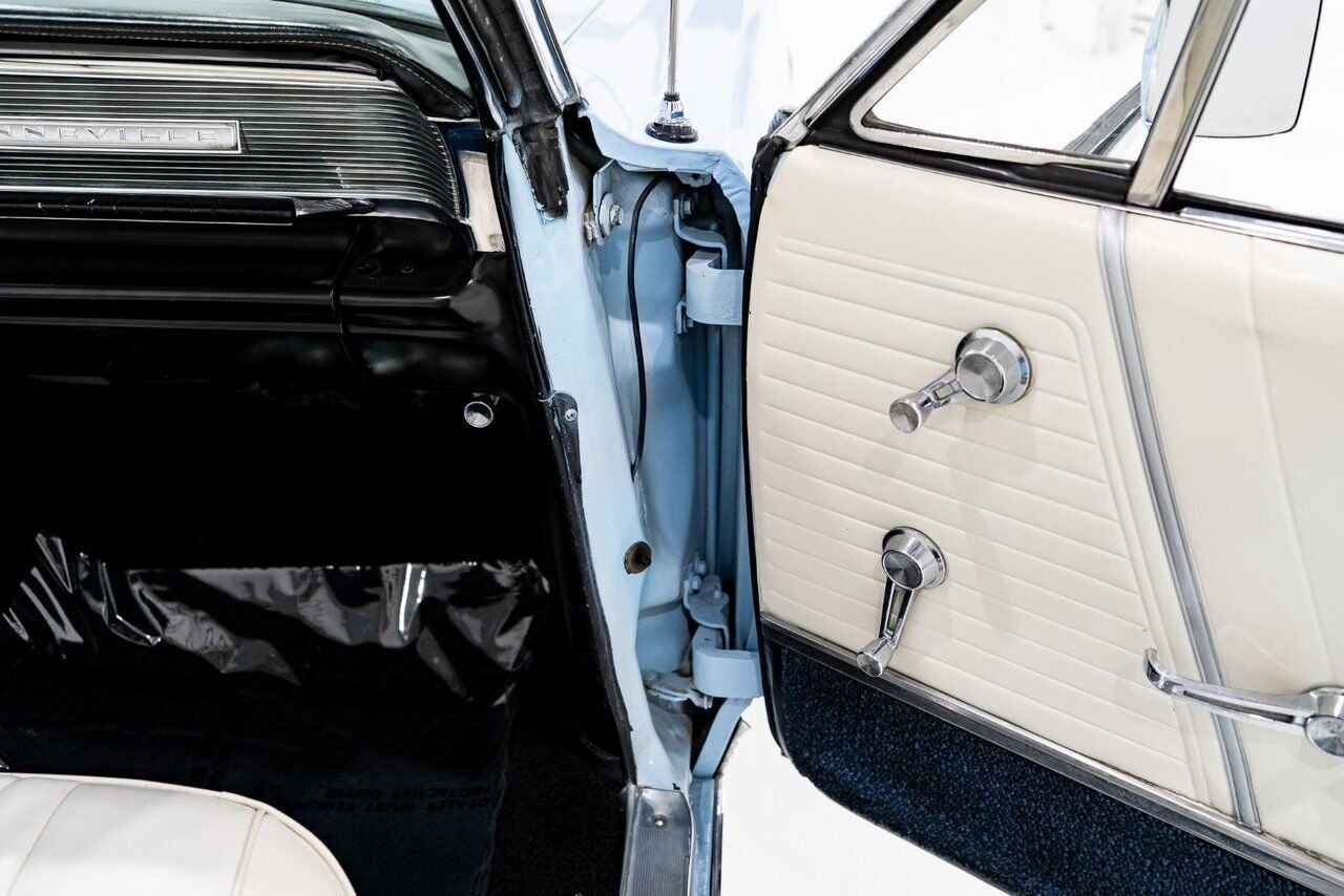 Pontiac Bonneville **PRICE IN USD** 1964 Bleu Montréal - photo #65