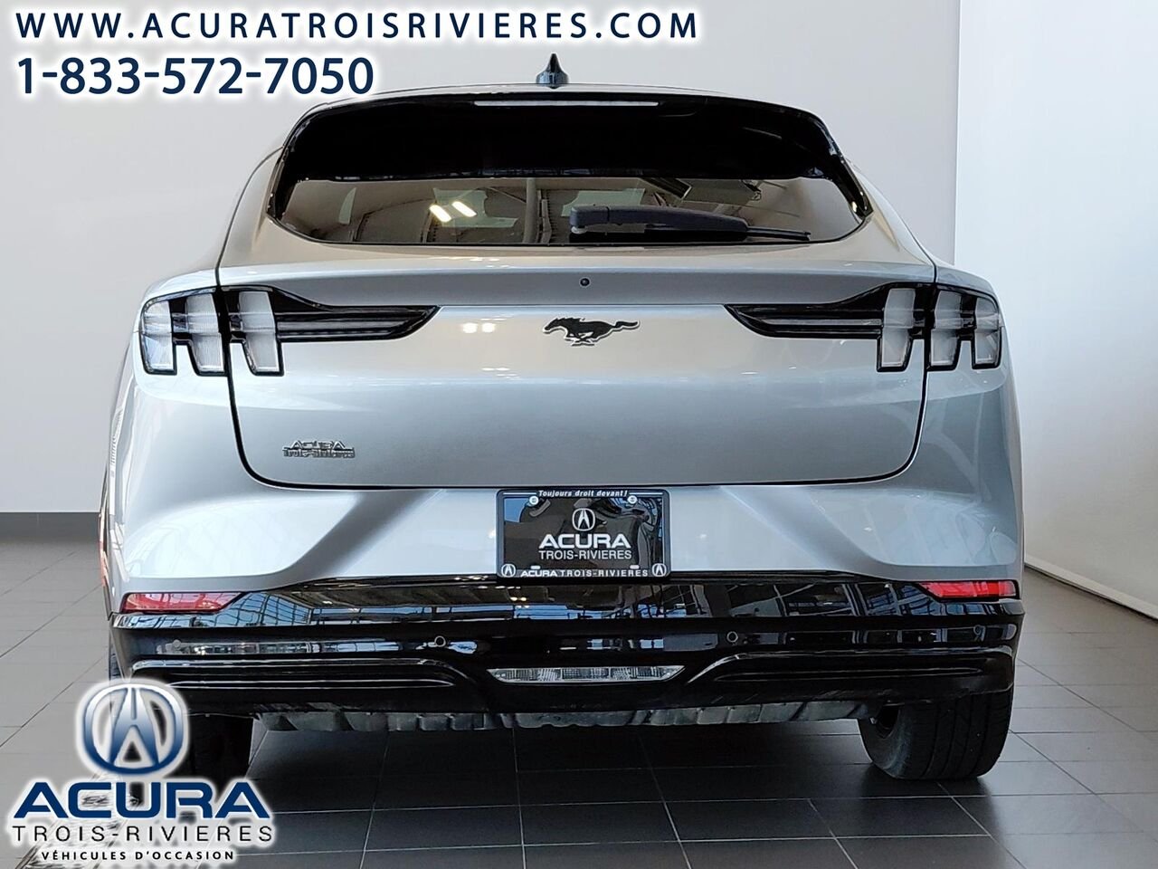 2021 Ford Mustang Mach-E X4 Silver Trois-Rivières - photo #8