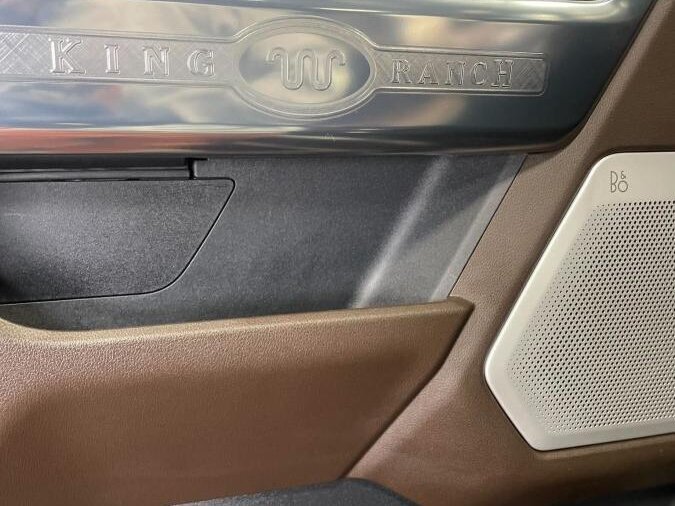2025 Ford F-150 Black  - photo #7
