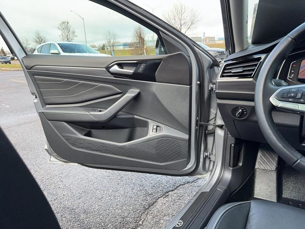 Volkswagen Jetta Highline 2024 Baie-Comeau - photo #7