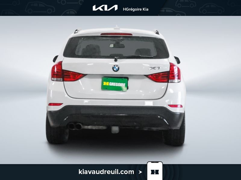 BMW X1 2014 Blanc Laval - photo #5
