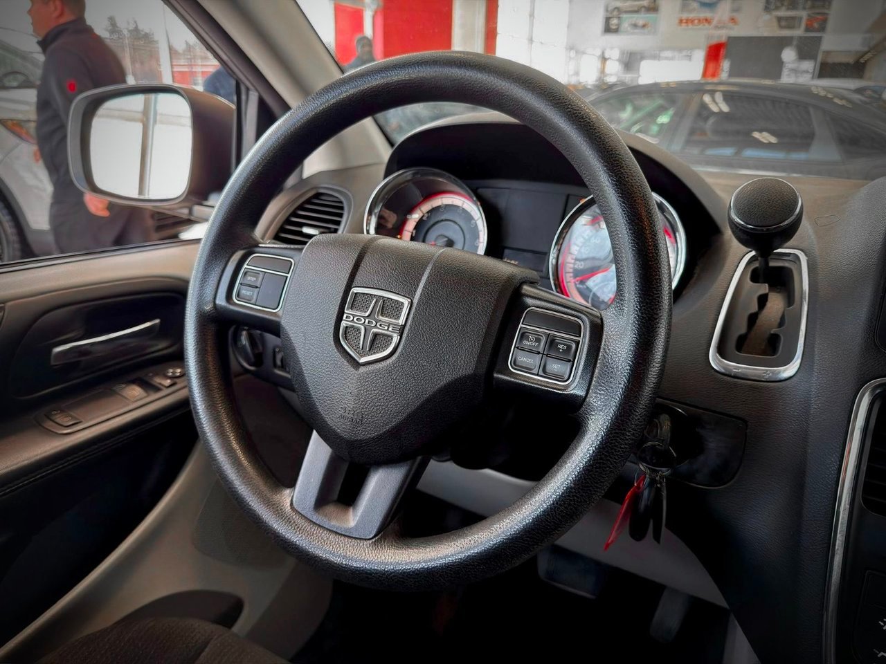 2019 Dodge Grand Caravan Notre-Dame-des-Prairies - photo #12