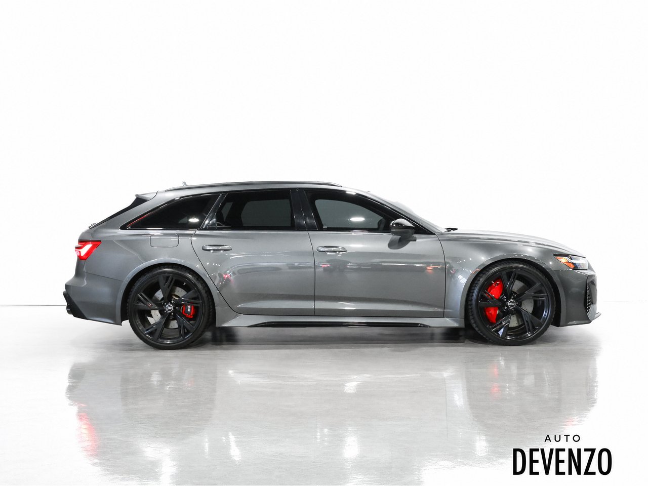 Audi RS6 Avant 2023 Gris Saint-Eustache - photo #1