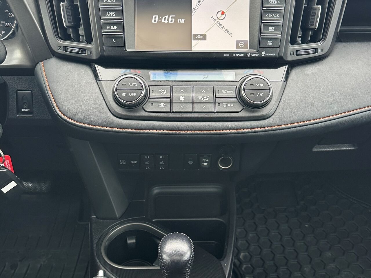 2016 Toyota RAV4 SE RAV4 SE Red Matane - photo #13