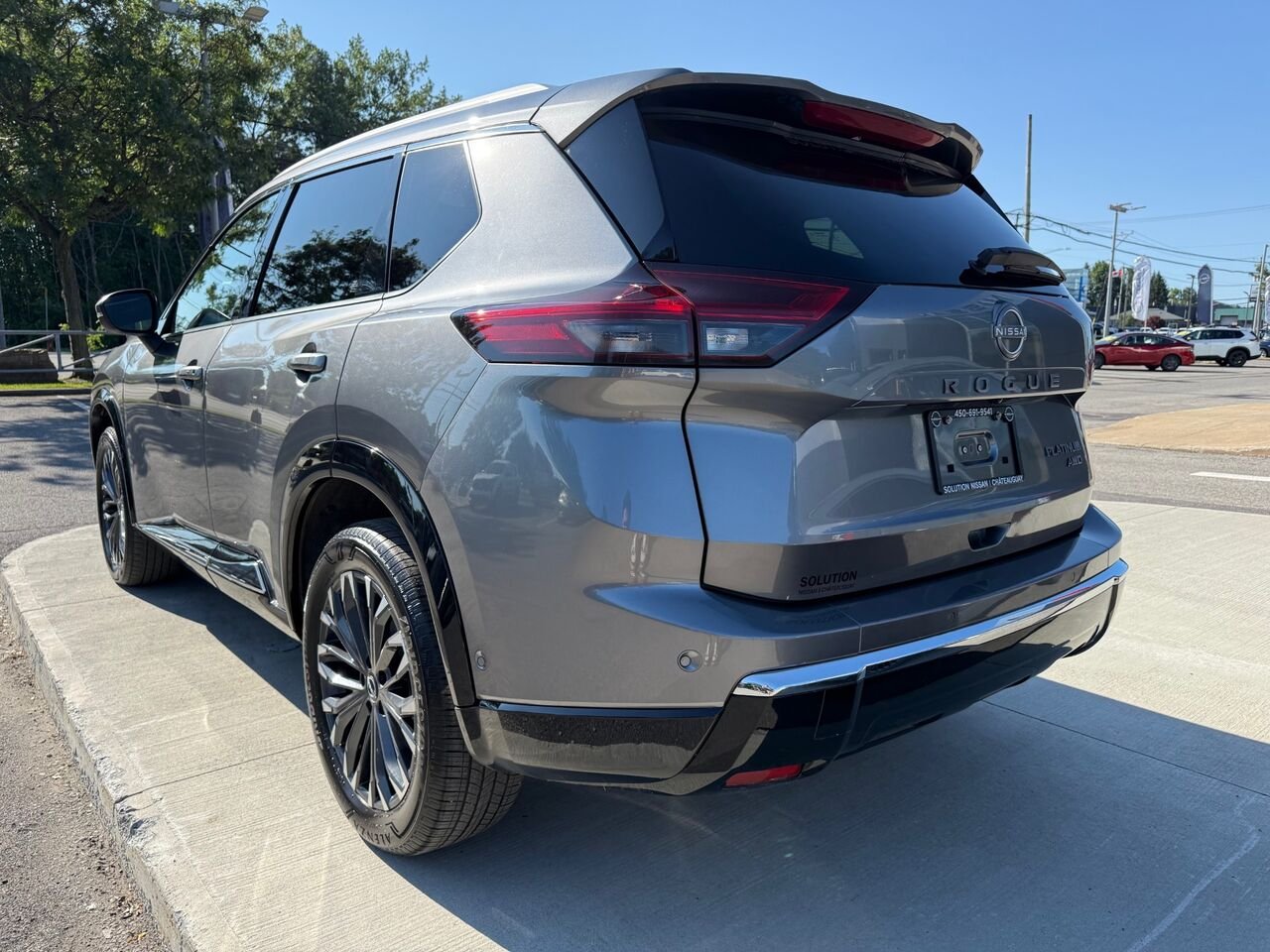 Nissan Rogue Platine TI 2024 Gris Châteauguay - photo #6