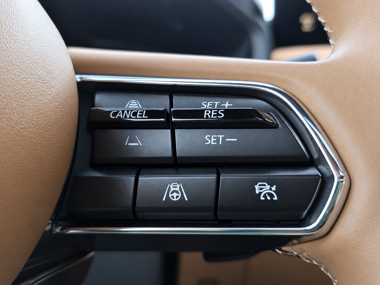 2026 Mazda CX-70 PHEV Signature Jet Black Mica Val-David - photo #18
