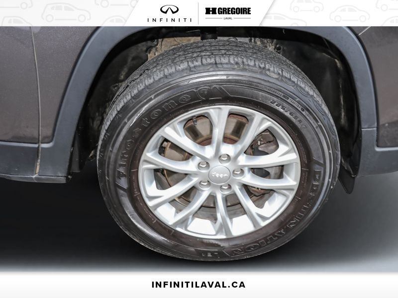 2019 Jeep Cherokee Blainville - photo #11