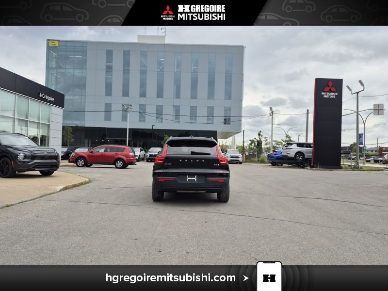 Volvo XC40 2023 Noir Laval - photo #8