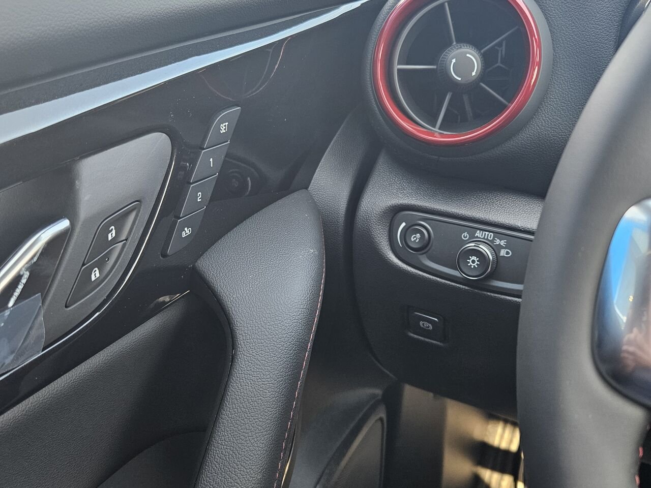 2026 Chevrolet Blazer RS 4 portes TI Sterling Grey Metallic Thetford Mines - photo #12