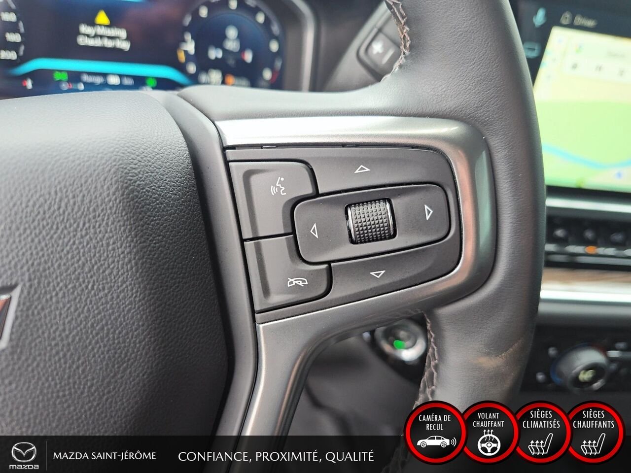 2026 Chevrolet Silverado 1500 RST | CABINE MULTIPLACE | COUVRE-CAISSE RIGIDE | MARCHEPIEDS Black Saint-Jérôme - photo #15