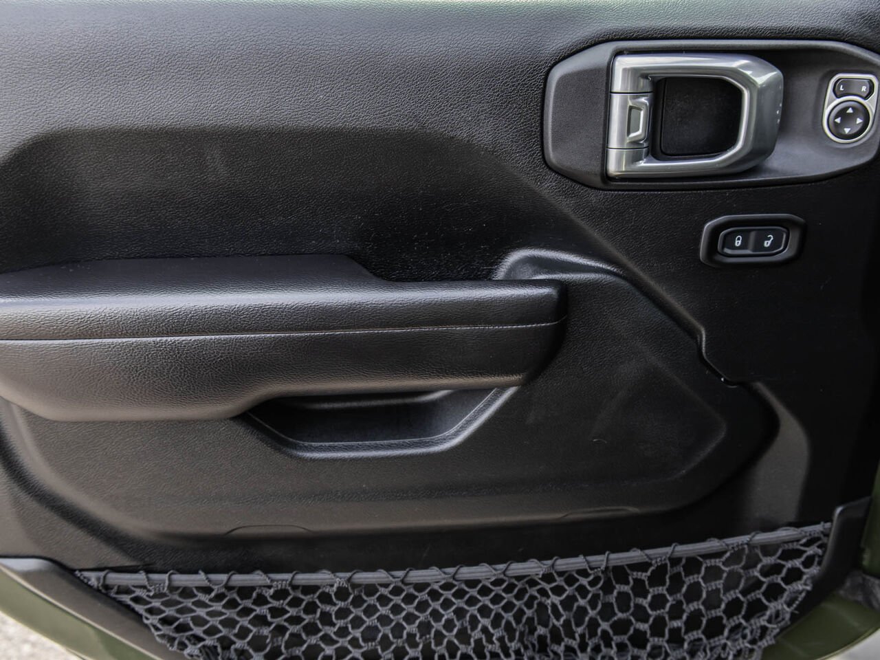 2021 Jeep Wrangler Green Sainte-Julienne - photo #11