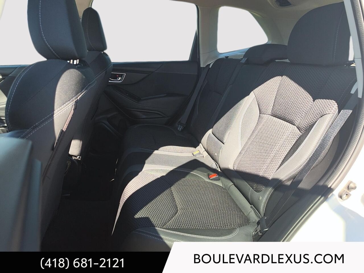 2019 Subaru Forester 137928A | 2.5i Tourisme avec ensemble EyeSight White Quebec - photo #17
