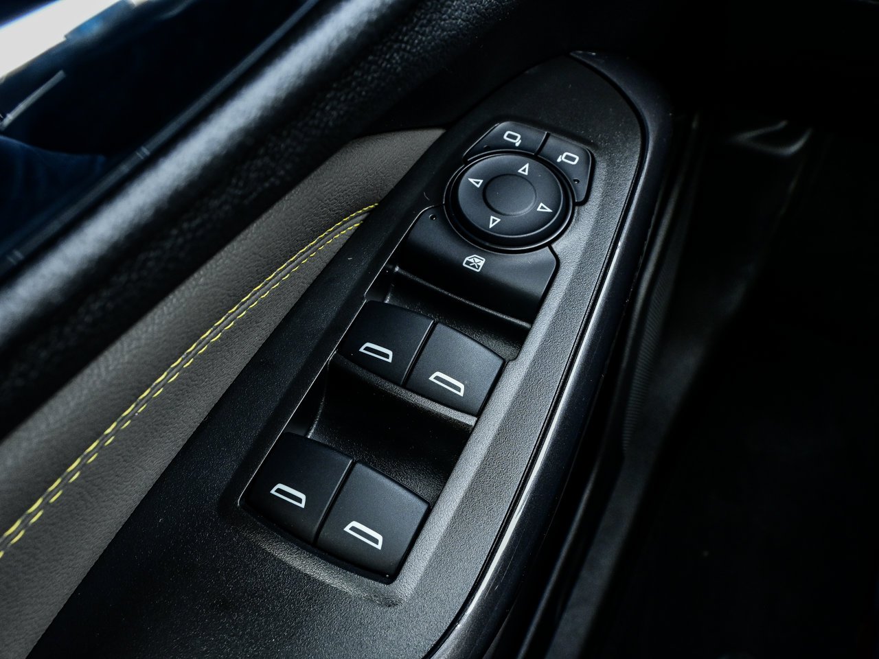 2025 Chevrolet Trax FWD 4dr ACTIV Green Sherwood Park - photo #17