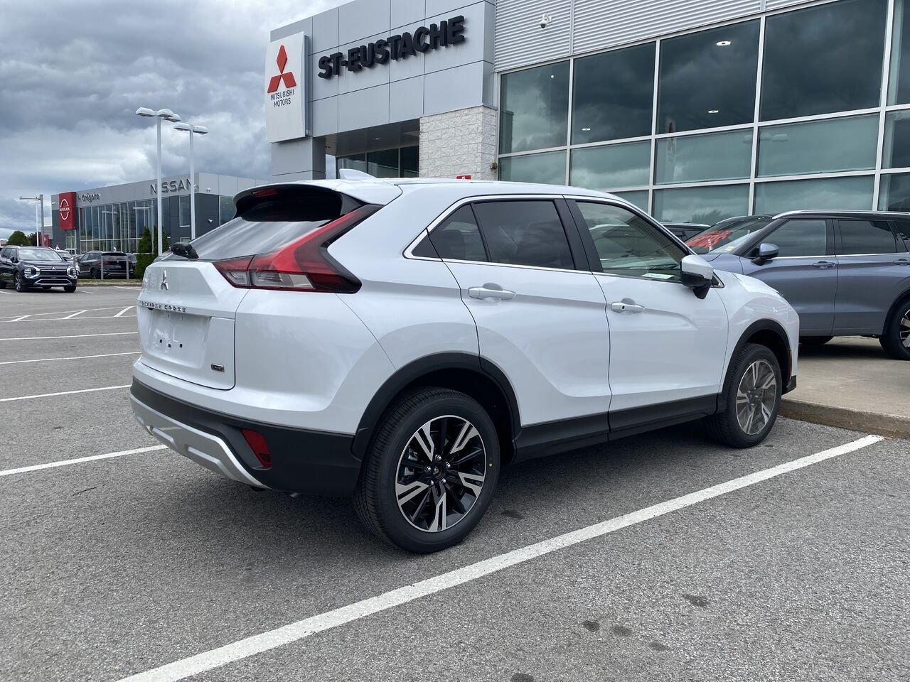 Mitsubishi Eclipse Cross 2026 Blanc diamant Saint-Eustache - photo #3