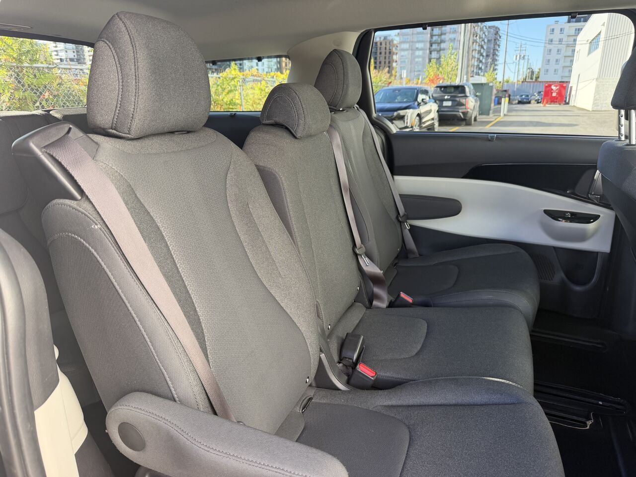 Kia Carnival LX PLUS 8 PASSAGERS 2022 Noir Laval - photo #20