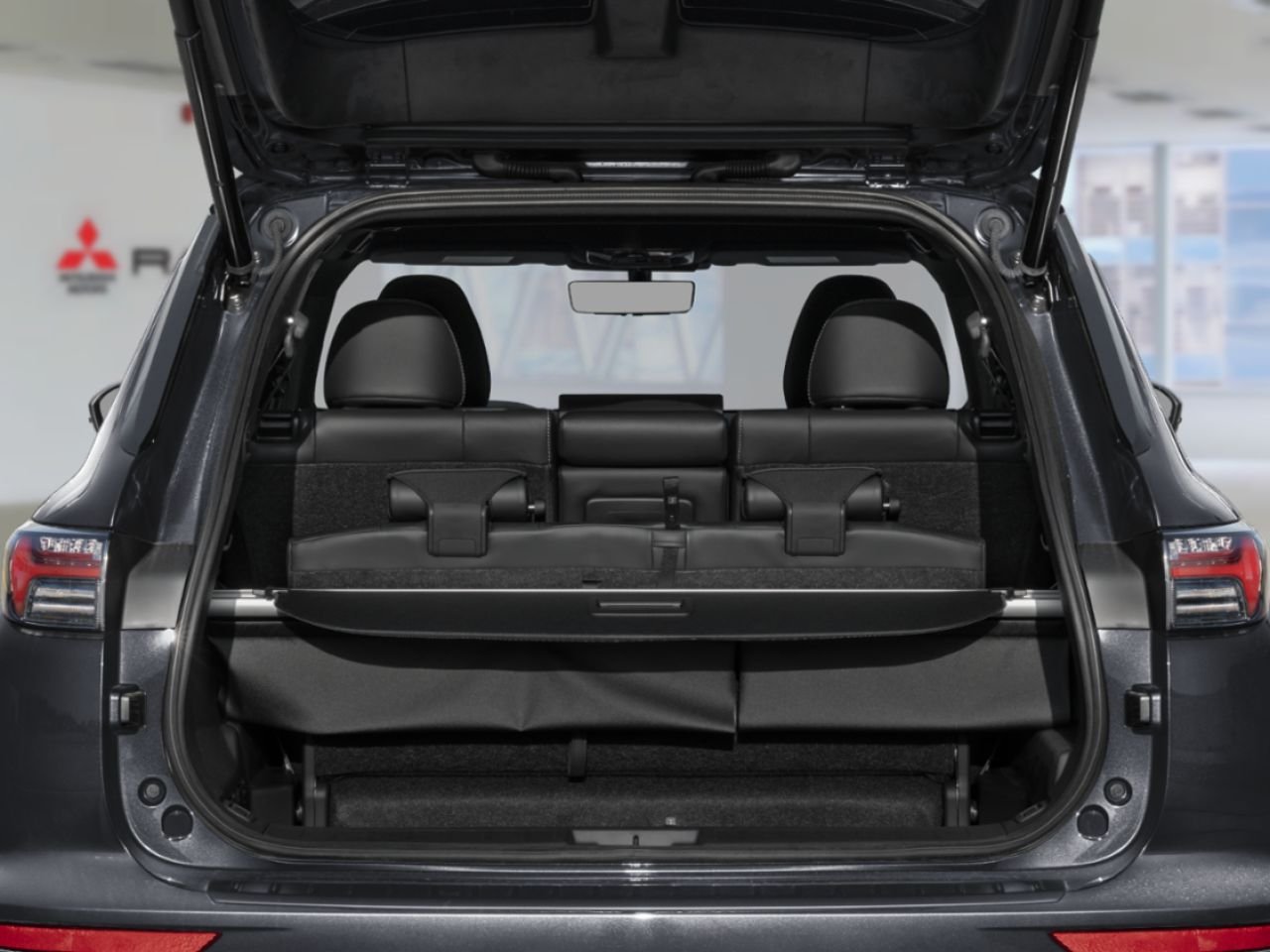 2026 MITSUBISHI Outlander White Diamond/Black Roof Gatineau - photo #9